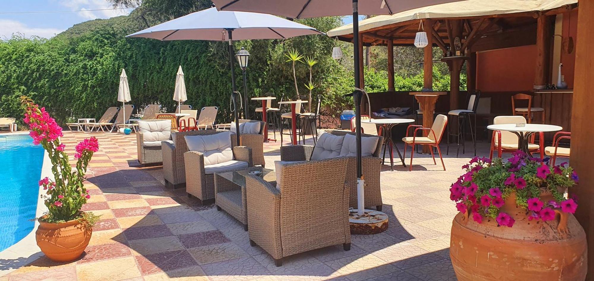 Phivos Hotel Палеокастрица Екстериор снимка