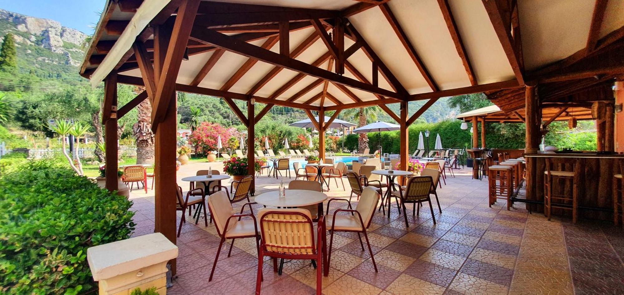 Phivos Hotel Палеокастрица Екстериор снимка